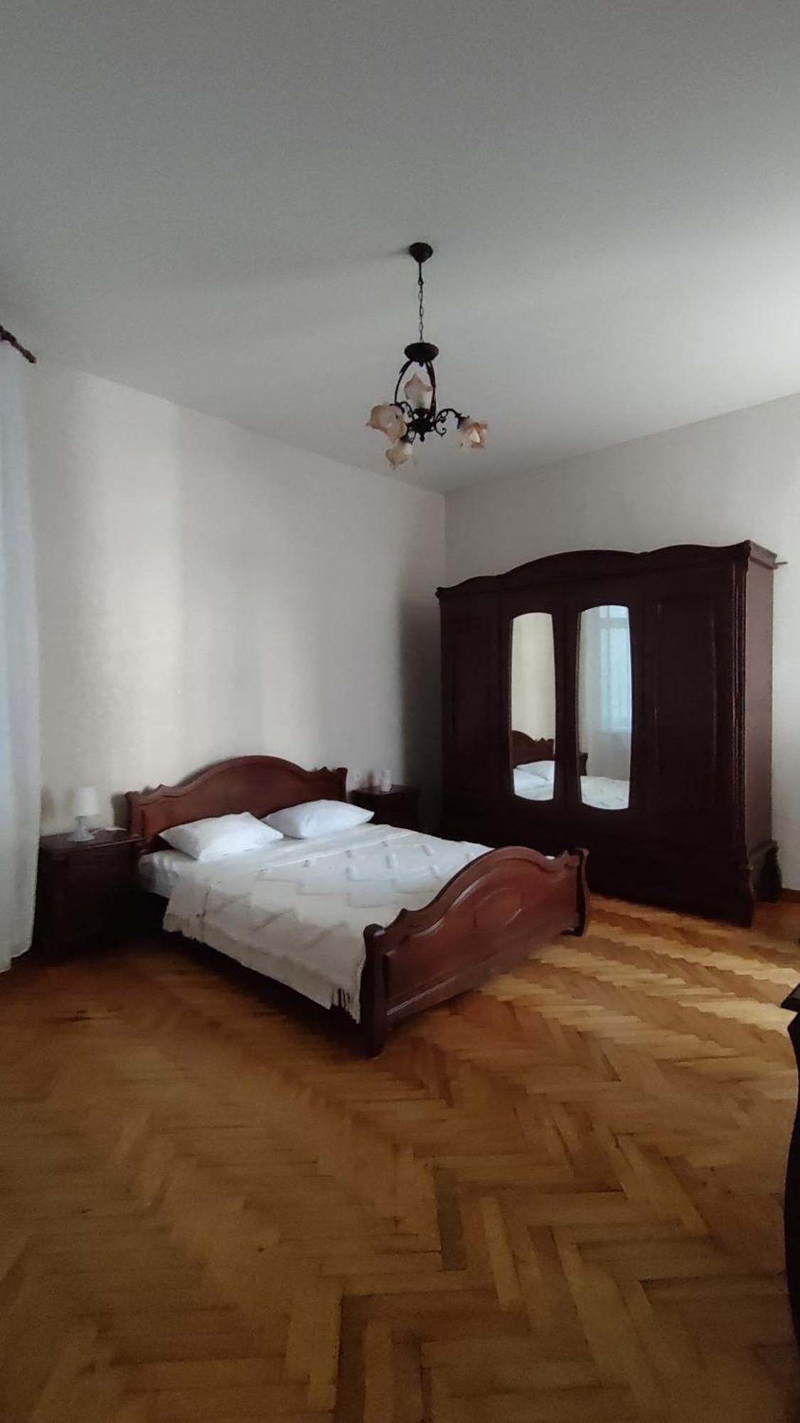 Flat in the city center Odessa Exterior foto